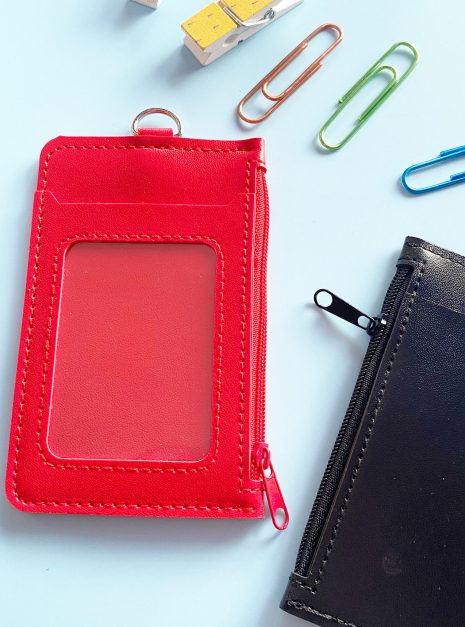 Double Pocket Card Holder Vertical With Zip-Red