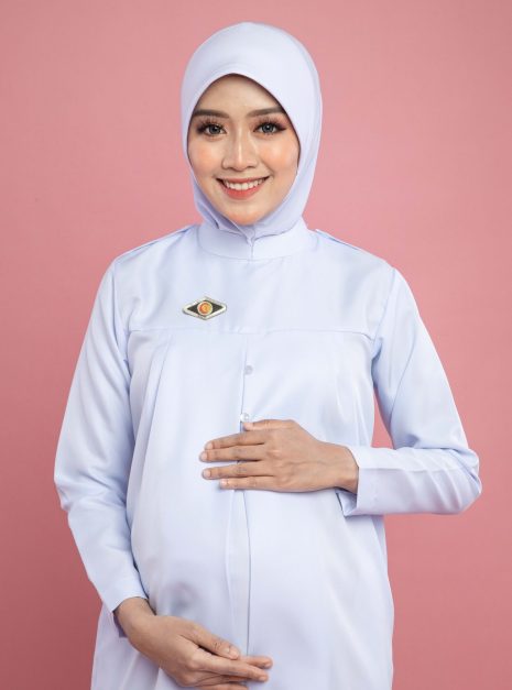 PENOLONG PEGAWAI PERUBATAN (PPP) MATERNITY UNIFORM - (ONE SET TOP & PANT) WHITE