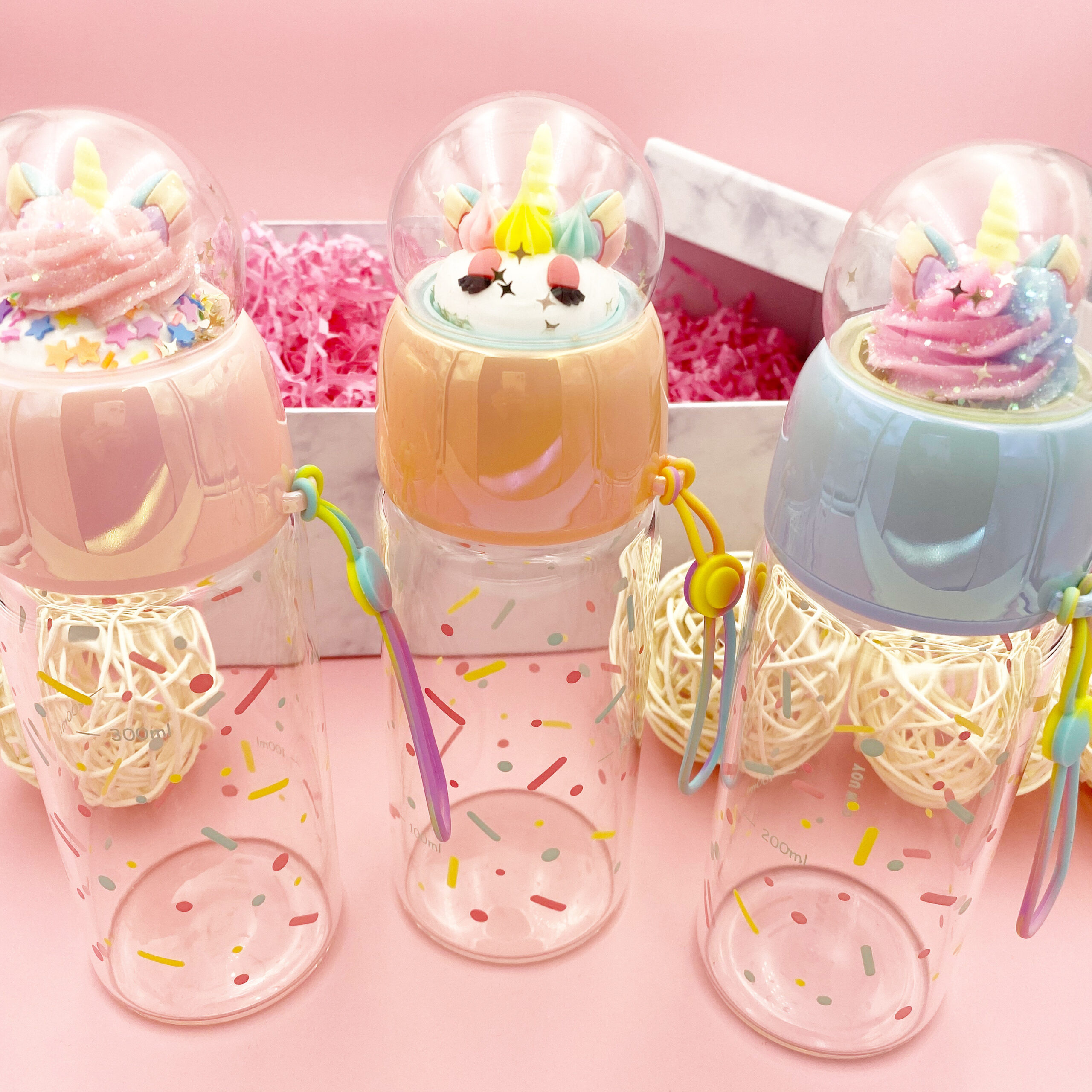 UNICORN GLASS BOTTLE BLUE 