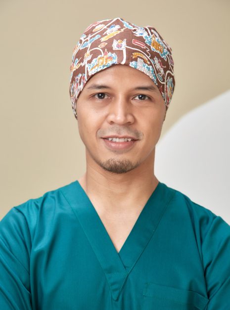 SCRUB CAP - BROWN LONDON
