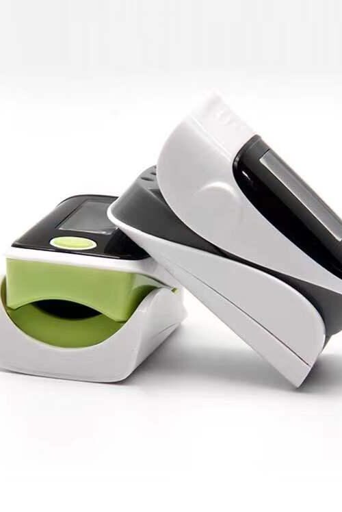 Fingertip Pulse Oximeter 2- Green