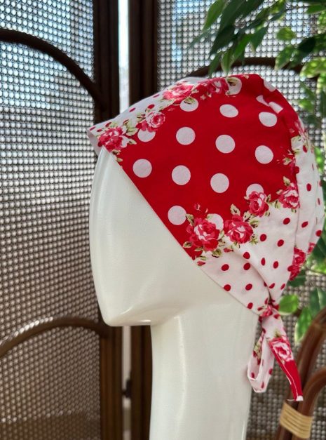 SCRUB CAP - RED POLKADOT WITH FLOWER