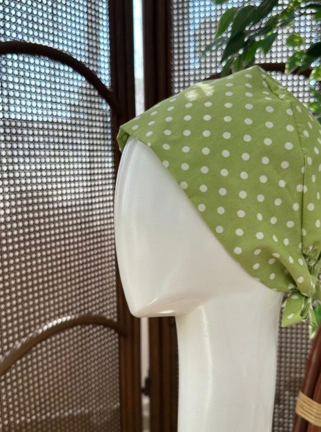 SCRUB CAP - GREEN POLKADOT