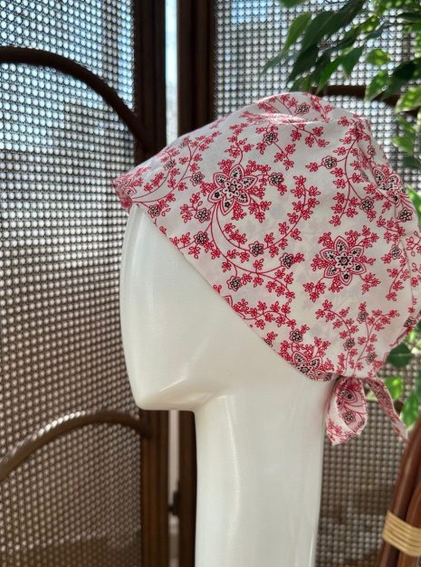 SCRUB CAP - RED FLOWER
