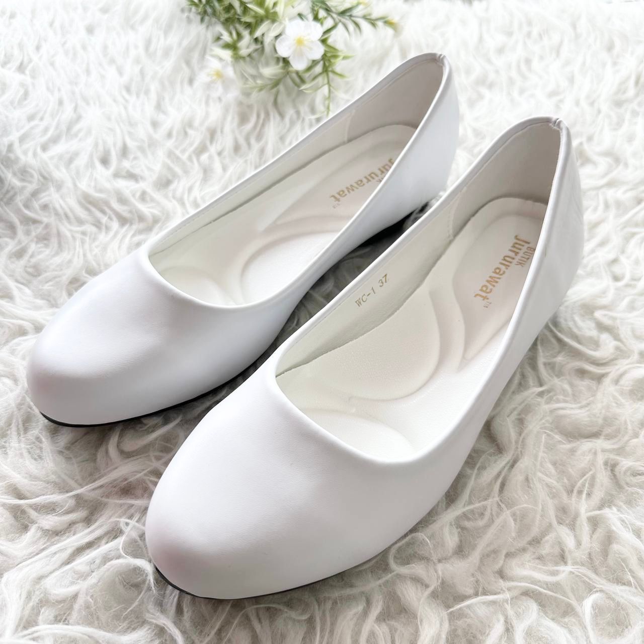 Nurses Shoe White WC-1 White