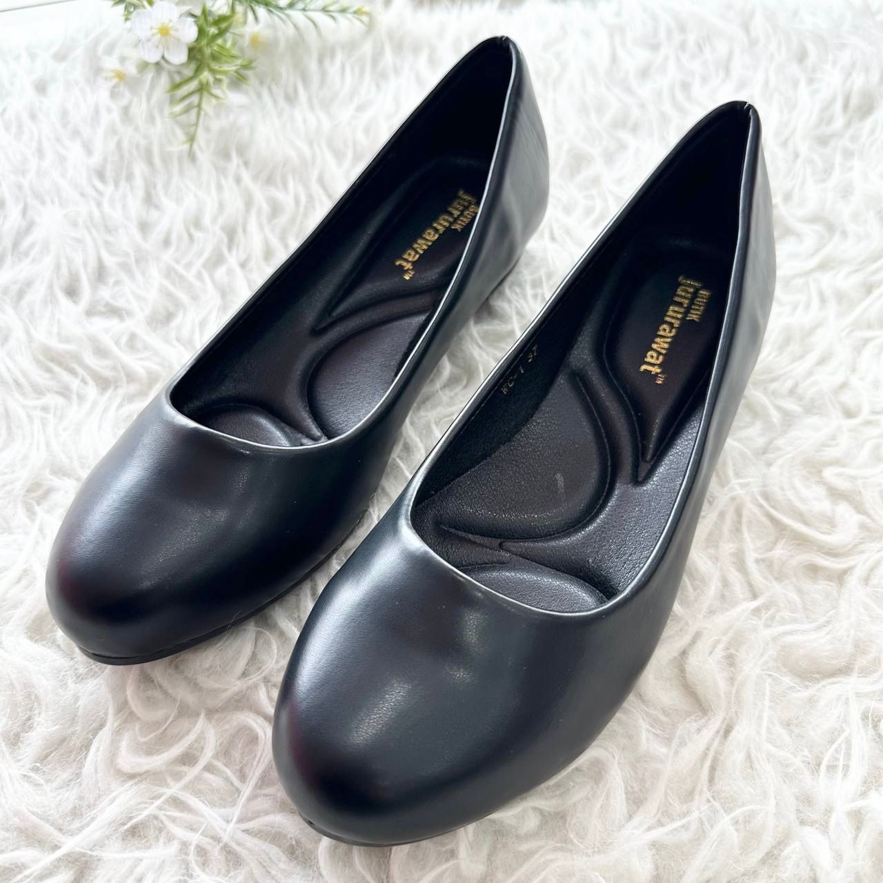 Nurses Shoe White WC-1 Black