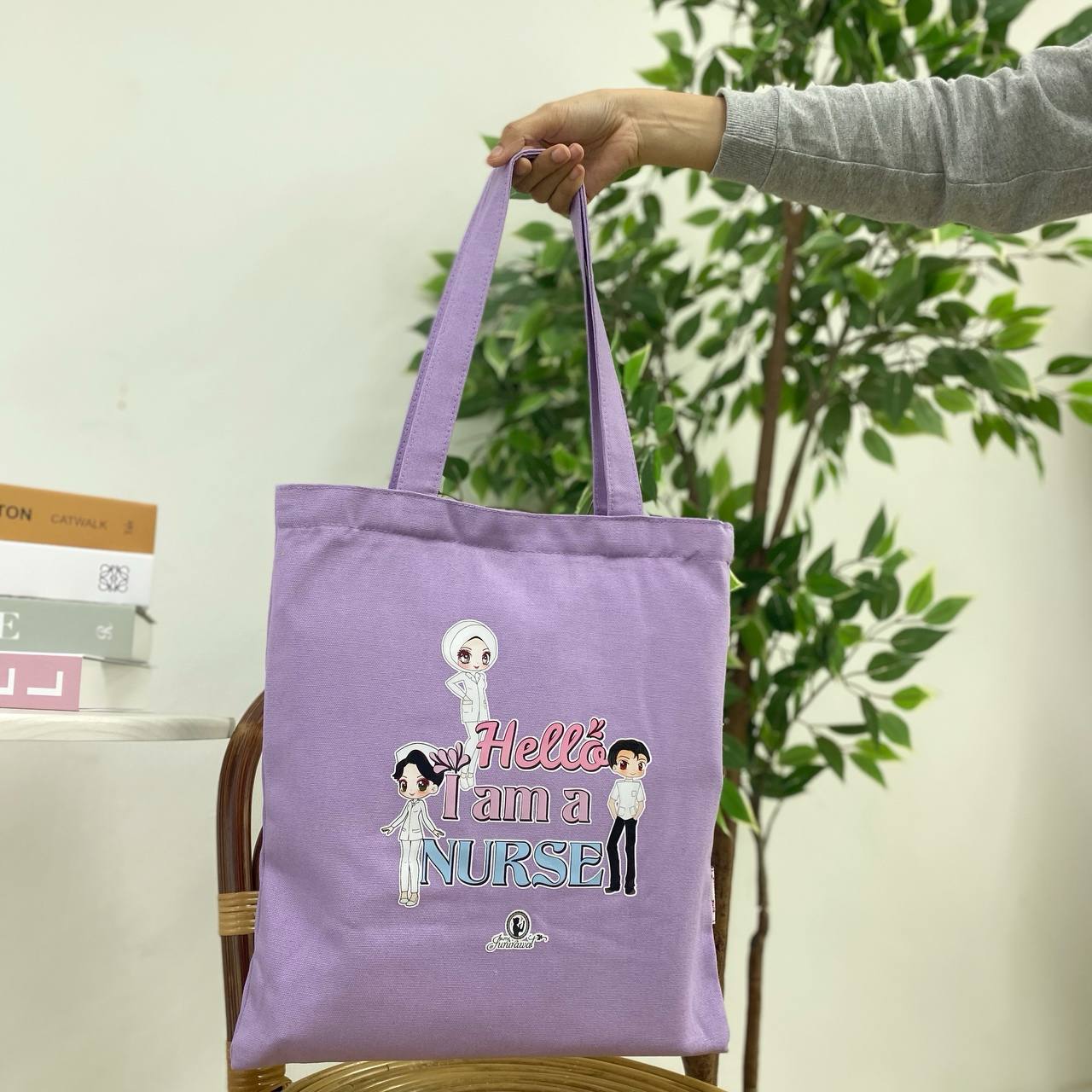 TOTE BAG HELLO I AM NURSE - PURPLE