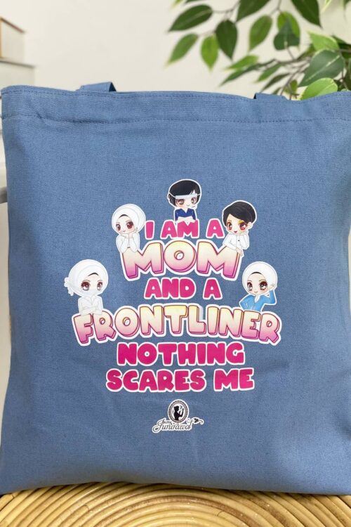 TOTE BAG I AM A MOM & FRONTLINER - LIGHT BLUE