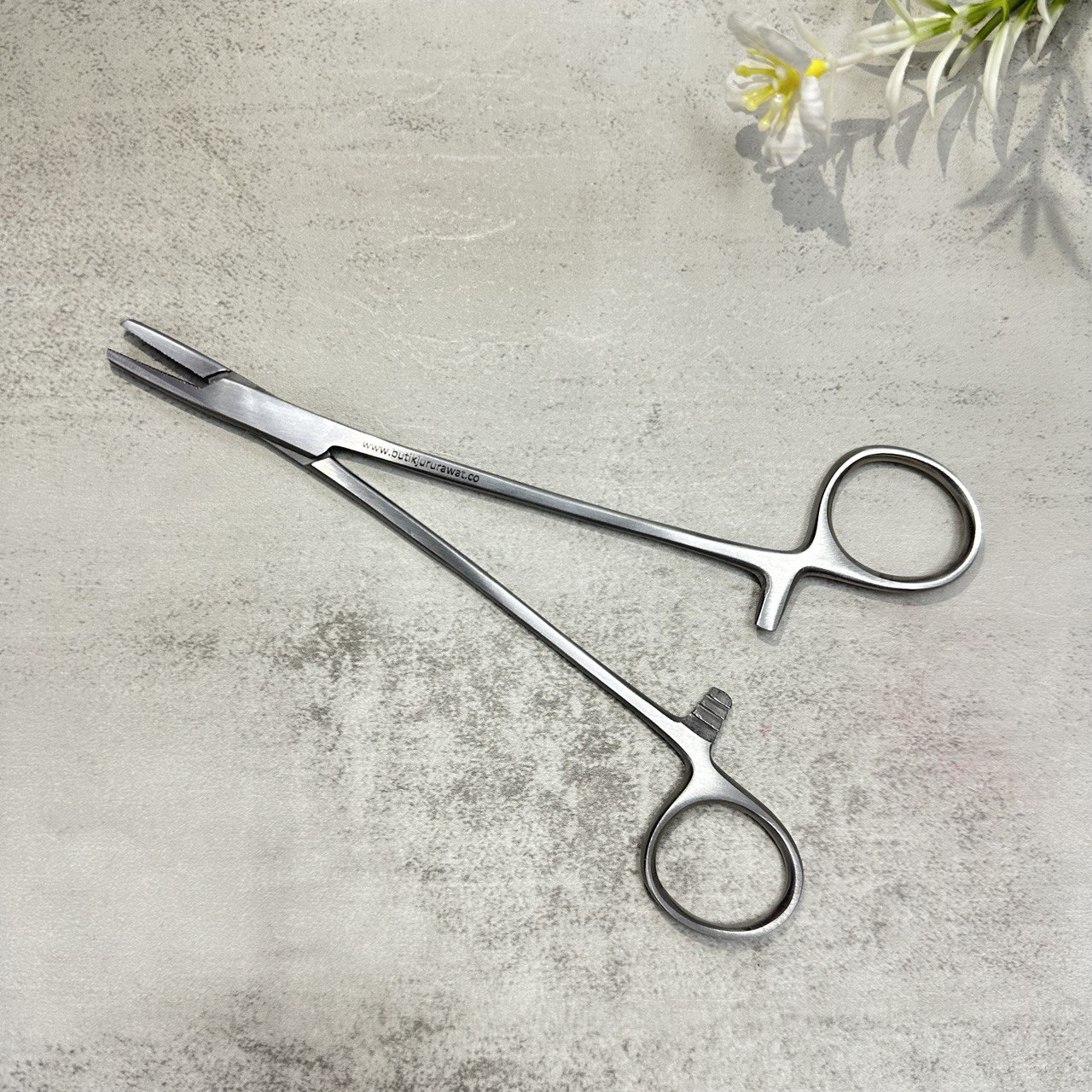 Needle Holder Forcep 