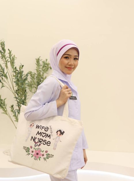 TOTE BAG WIFE MOM NURSE - WHITE