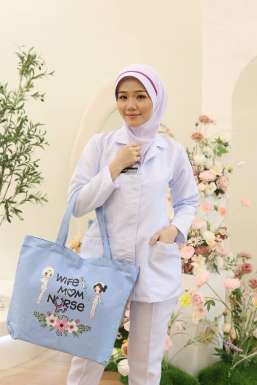 TOTE BAG WIFE MOM NURSE - LIGHT BLUE