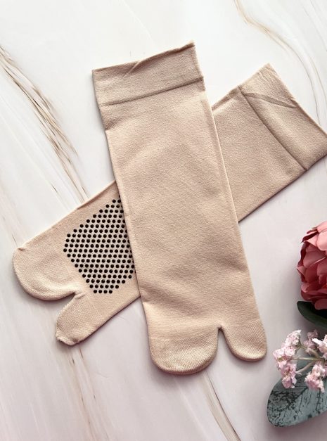New nylon Anti Slip Split Toe Socks - Skin