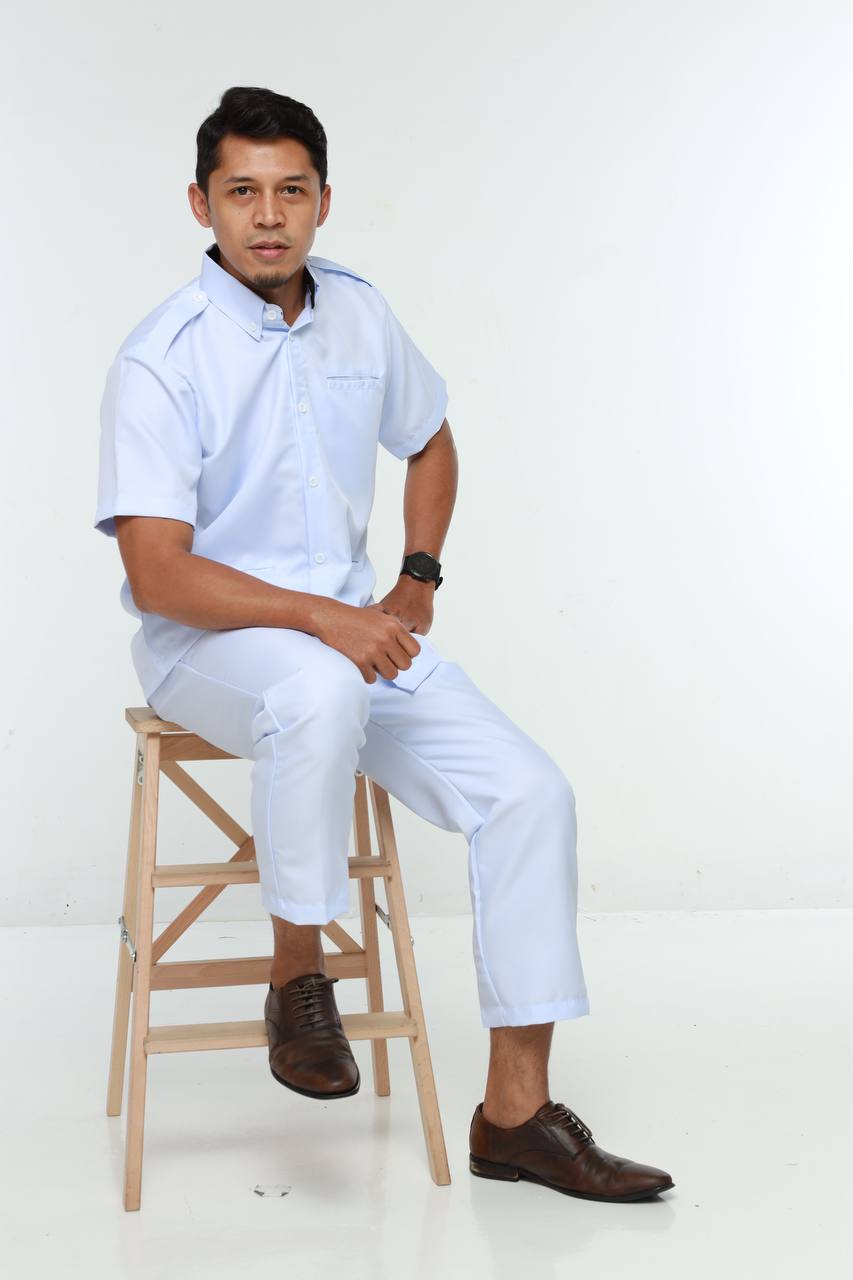 PEMBANTU PERAWATAN KESIHATAN MALE UNIFORM (ONE SET TOP & PANT)