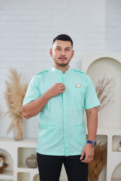PENOLONG PEGAWAI PERUBATAN MALE CLINICAL TOP - POLYESTER
