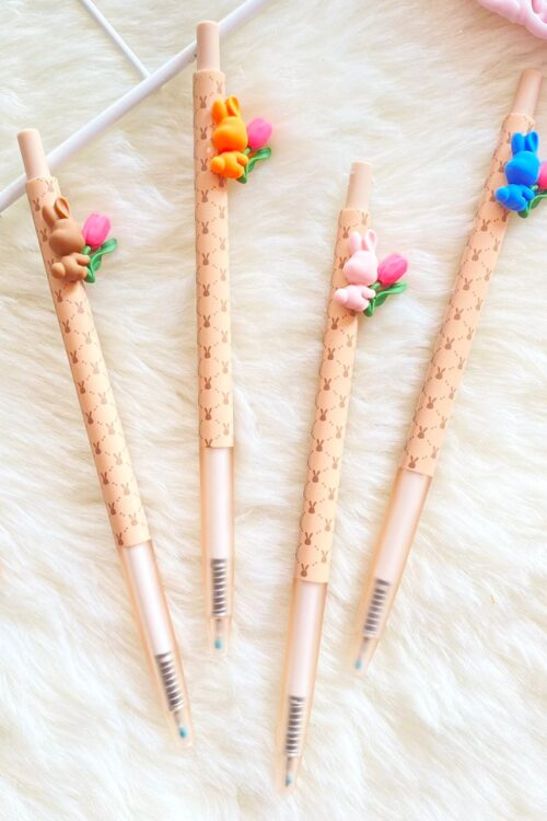 PEN - ROSES WITH RABBIT