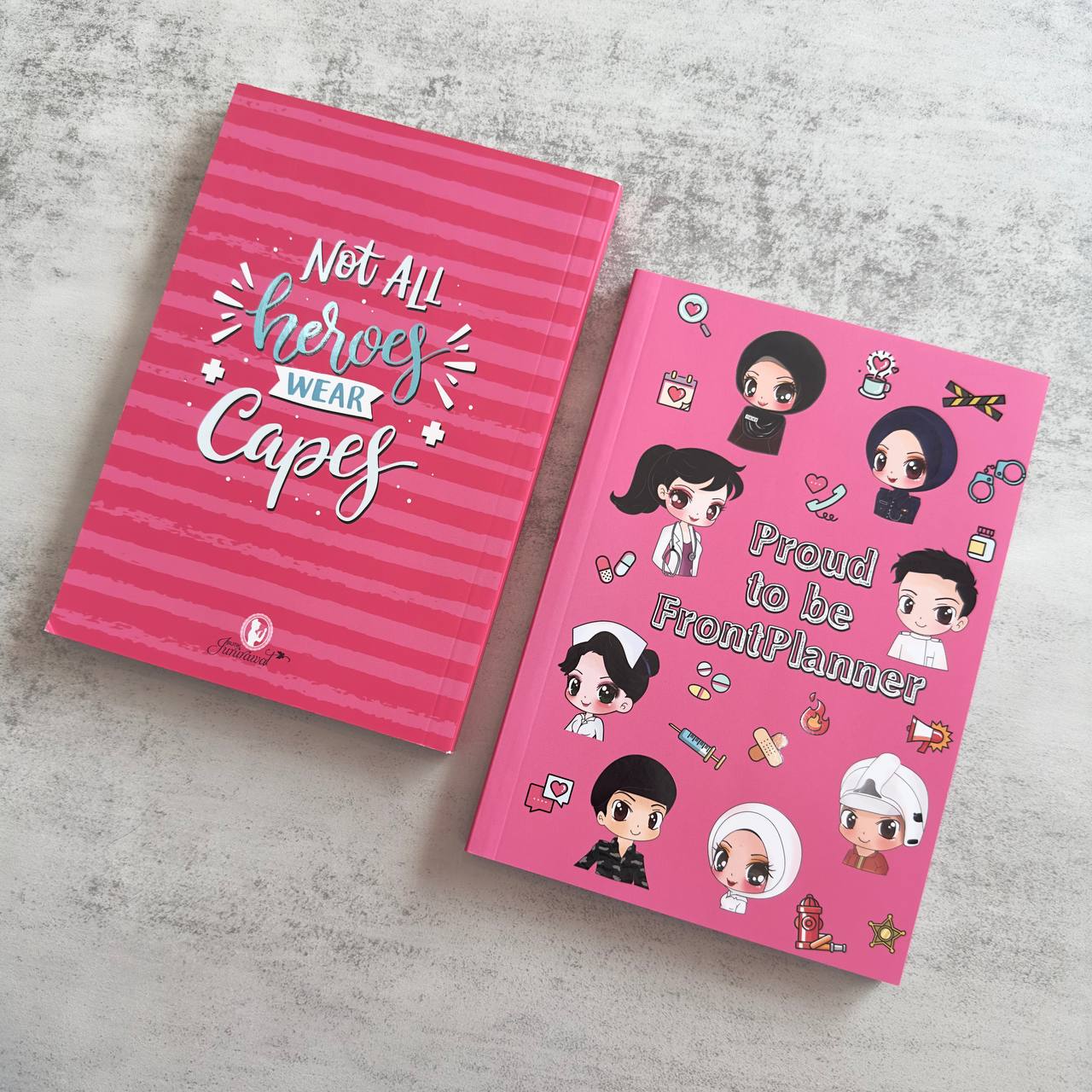 UNDATED PLANNER - PROUD TO BE FRONTPLANNER